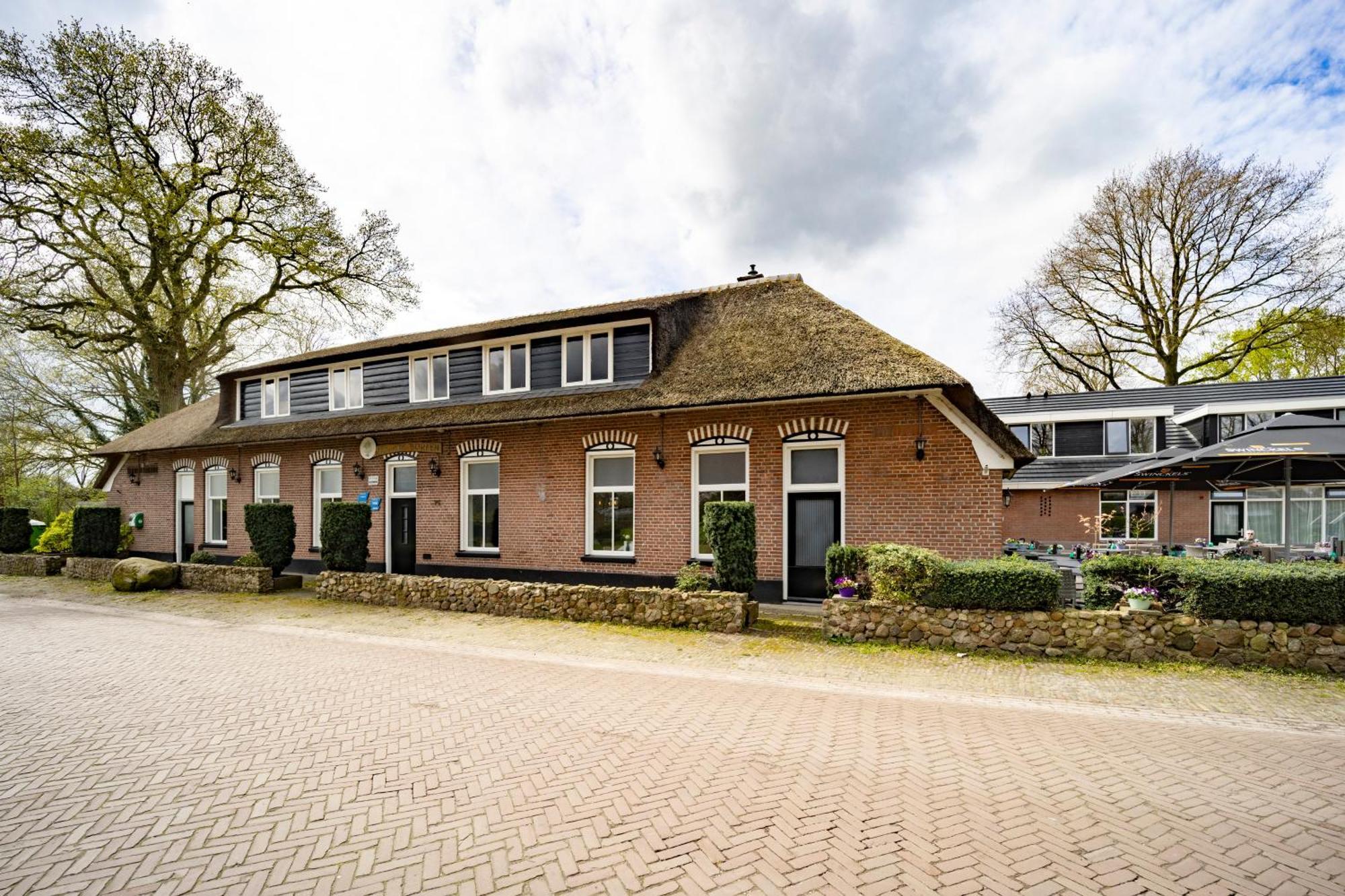 Fletcher Hotel-Restaurant De Borken Dwingeloo Eksteriør bilde